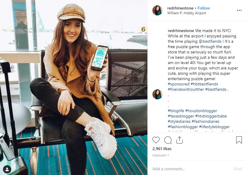 What's the Difference Between a Fashion Blogger and an Influencer?